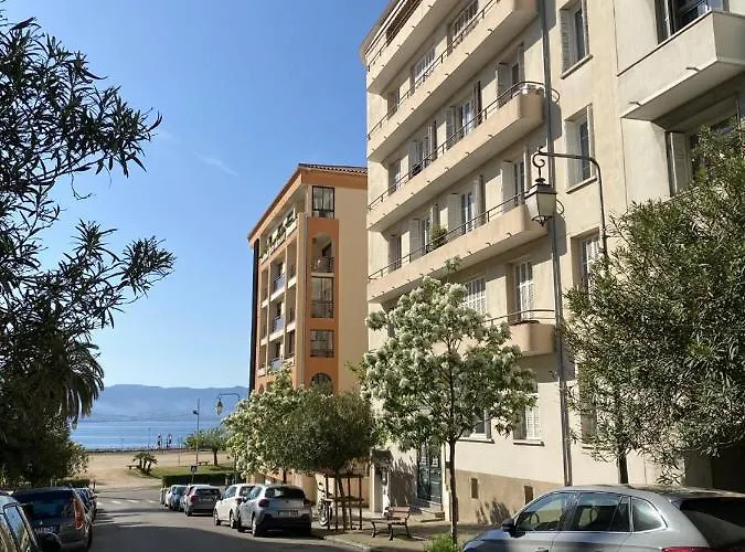 Apartment Neuf Et Lumineux - Centre - Place Miot/albert 1er Ajaccio (Corsica)