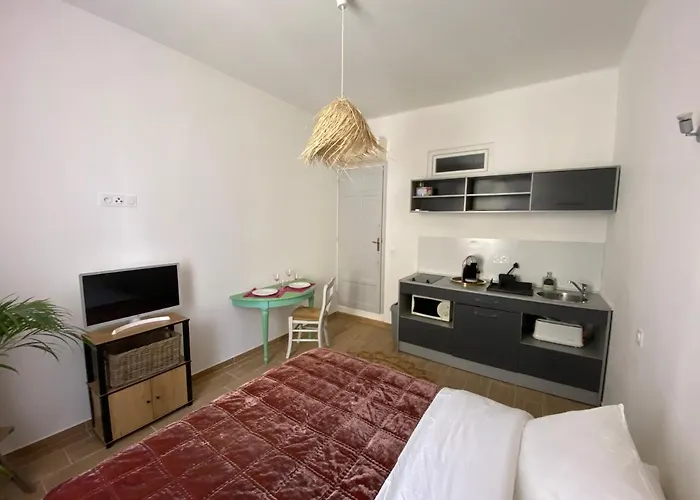 Neuf Et Lumineux - Centre - Place Miot/albert 1er Appartement